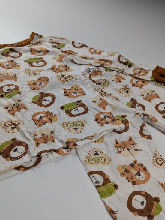Tres Beau Et Belle Animal Print Pajama Set in white & brown, size 24 Months, photo 2 of 3