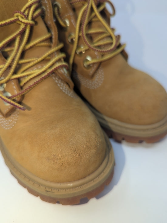 Timberland Lace-Up Suede Boots in wheat, shoe size 8.5, photo 3 of 8